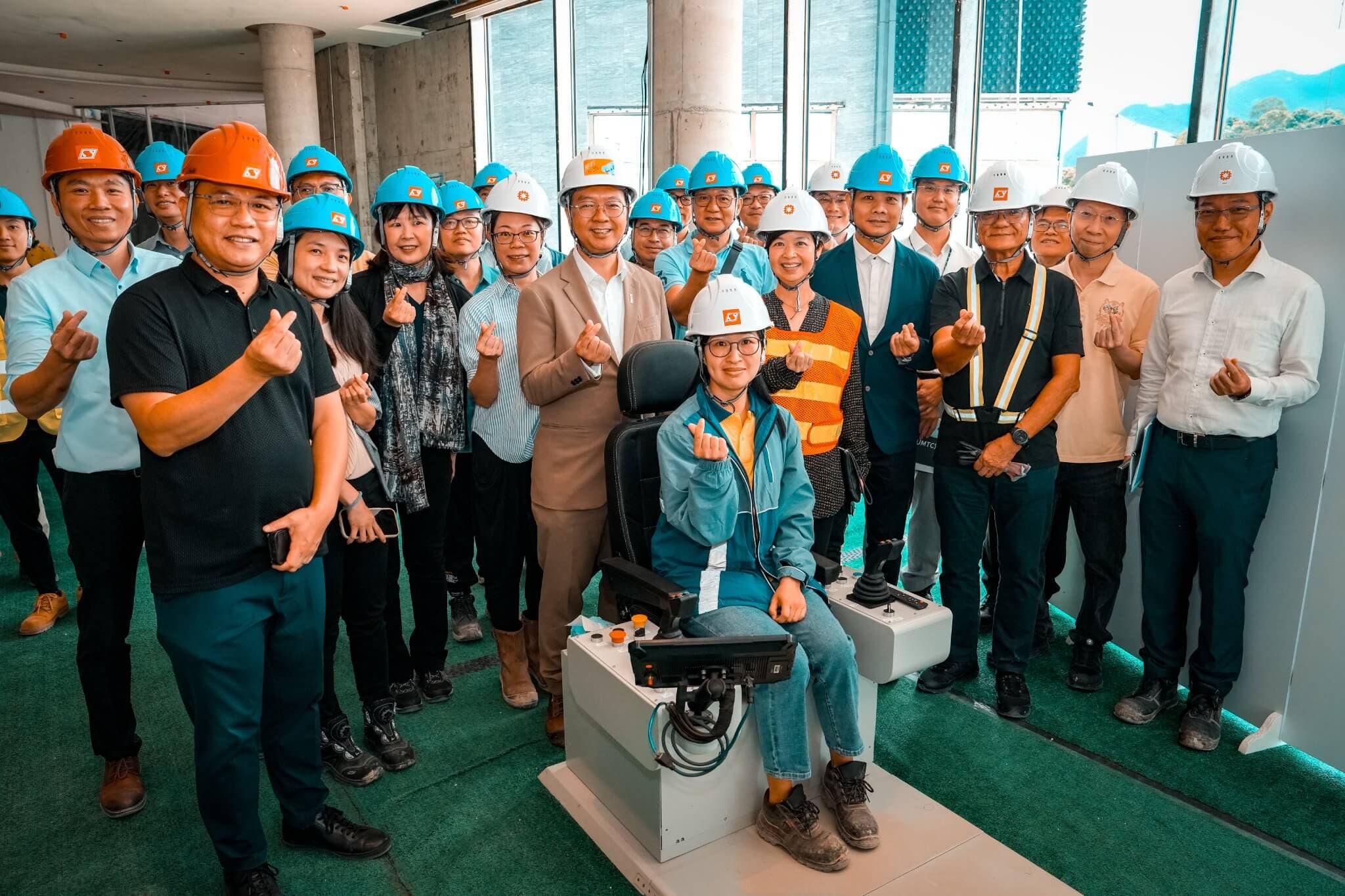 新輝智能天秤駕駛系統：新輝實地應用了嶄新的智能天秤駕駛系統(UMTC)